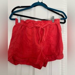 Aerie shorts with elastic waistband